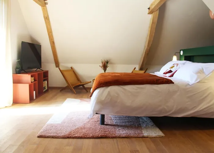 ベッド・アンド・ブレックファスト Allee Des Noyers Saint-Michel-de-Bannières