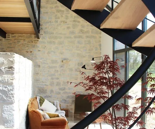 ベッド・アンド・ブレックファスト Allee Des Noyers Saint-Michel-de-Bannières